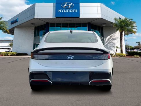 New 2026 Hyundai Sonata SEL image 7