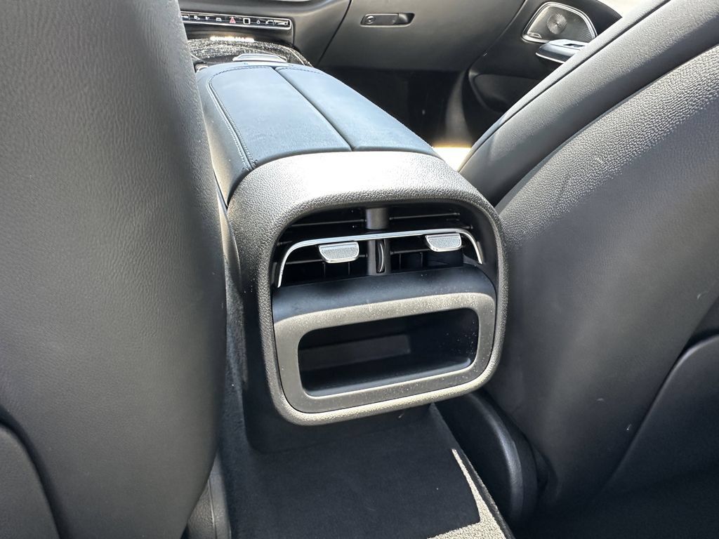 Certified 2025 Mercedes-Benz E 53 AMG e 4MATIC Sedan image 26