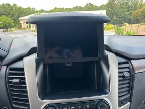 Used 2018 GMC Yukon Denali w/ Open Road Package AWD/4WD image 32
