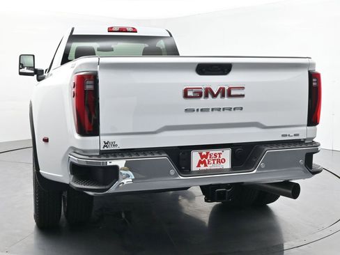 New 2026 GMC Sierra 3500 SLE image 24