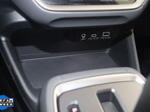 Used 2025 Subaru Crosstrek 2.0i Premium image 27