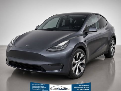 Used 2022 Tesla Model Y Long Range AWD/4WD image 1
