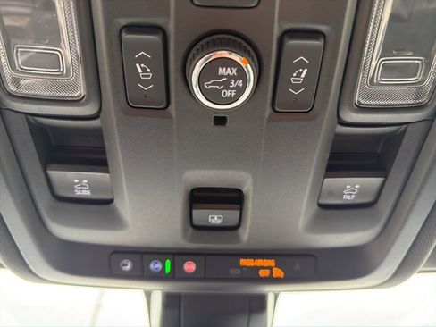 Used 2021 Chevrolet Tahoe LT w/ LT Signature Package RWD image 54