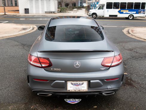 Used 2022 Mercedes-Benz C 300 Coupe image 6