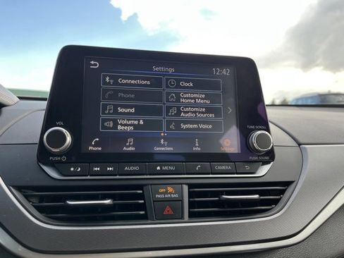 Used 2024 Nissan Altima 2.5 SR image 41