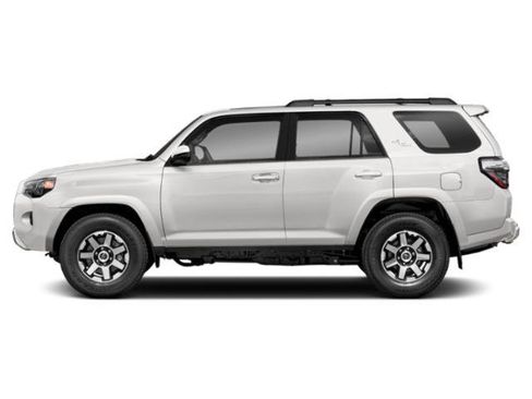 Used 2021 Toyota 4Runner TRD Off-Road AWD/4WD image 3