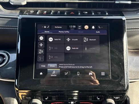 Used 2023 Jeep Grand Cherokee Altitude image 32