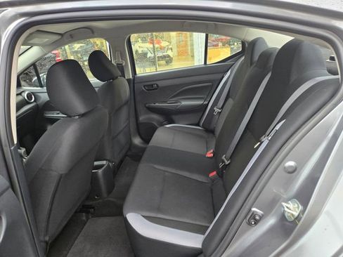 Used 2025 Nissan Versa S w/ Trunk Package image 15