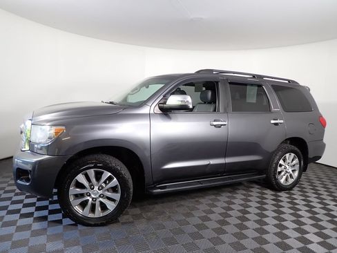 Used 2017 Toyota Sequoia Limited w/ Safety & Convenience Package AWD/4WD image 13