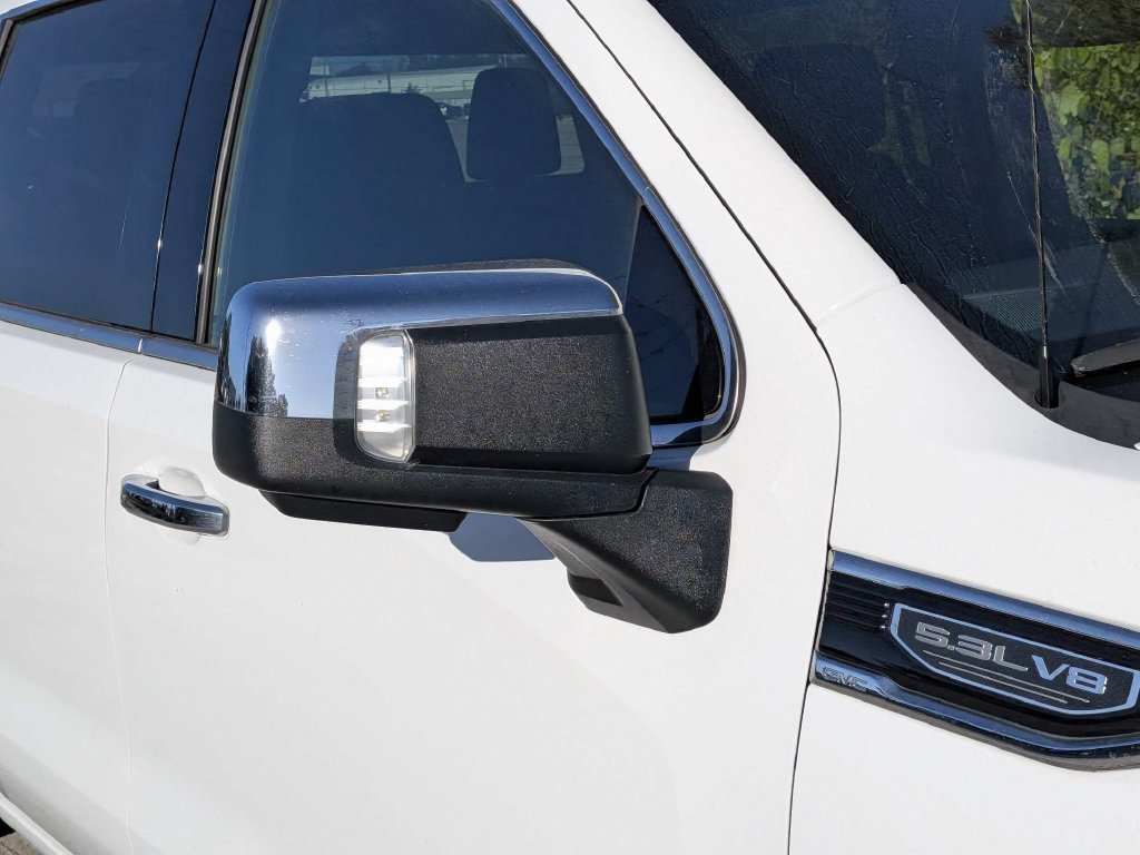 Used 2025 GMC Sierra 1500 SLT RWD image 9