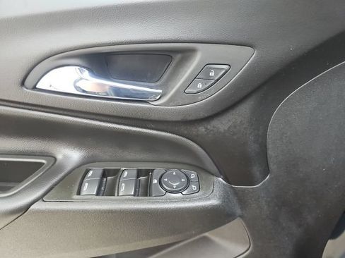 Used 2024 Chevrolet Equinox LT w/ LPO, Floor Liner Package FWD image 28