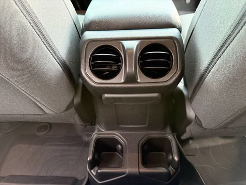 Used 2024 Jeep Wrangler Sport AWD/4WD image 19