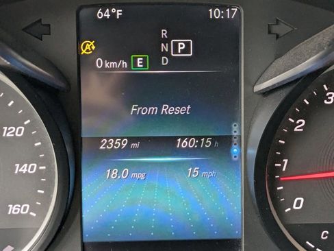 Used 2021 Mercedes-Benz GLC 300 image 11