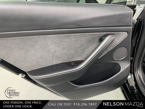 Used 2023 Tesla Model 3 Standard Range image 29