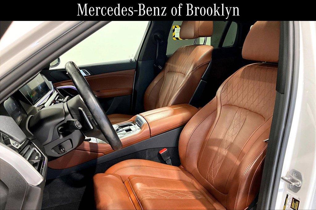 Used 2023 BMW X6 M50i w/ Executive Package AWD/4WD image 7
