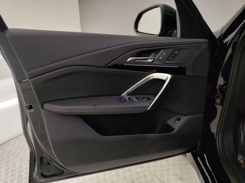 Used 2025 BMW X1 xDrive28i image 11