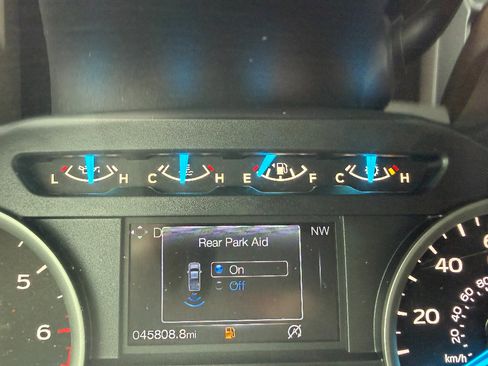 Used 2017 Ford F150 XLT w/ Equipment Group 302A Luxury RWD image 28