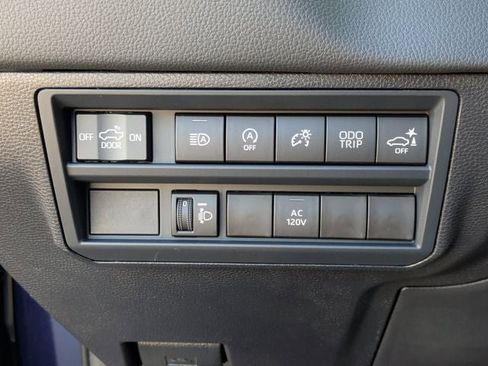 New 2026 Toyota Tundra Limited AWD/4WD image 23