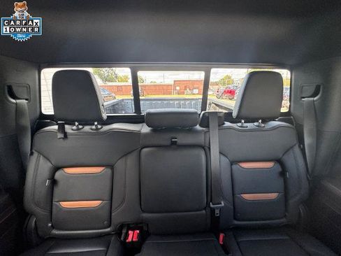 Used 2022 GMC Sierra 1500 AT4 w/ AT4 Preferred Package AWD/4WD image 39