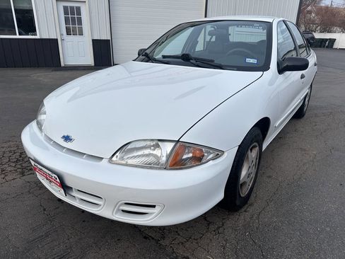 Used 2001 Chevrolet Cavalier Base 4dr Sedan image 9