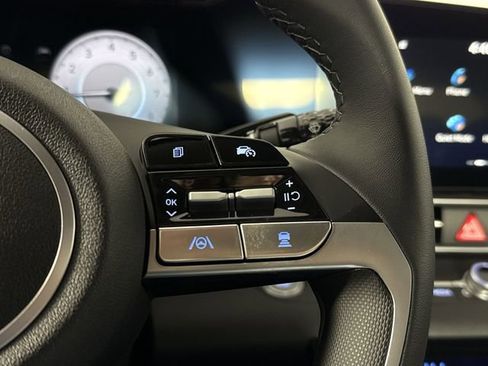 New 2026 Hyundai Elantra Limited image 25