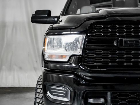 Used 2022 RAM 2500 Big Horn AWD/4WD image 39