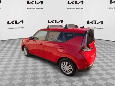 Used 2023 Kia Soul LX FWD image 6