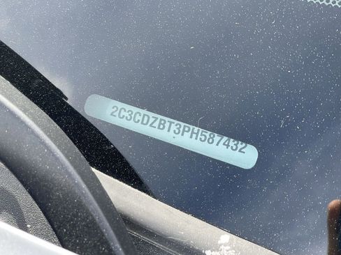 Used 2023 Dodge Challenger R/T w/ Plus Package image 32