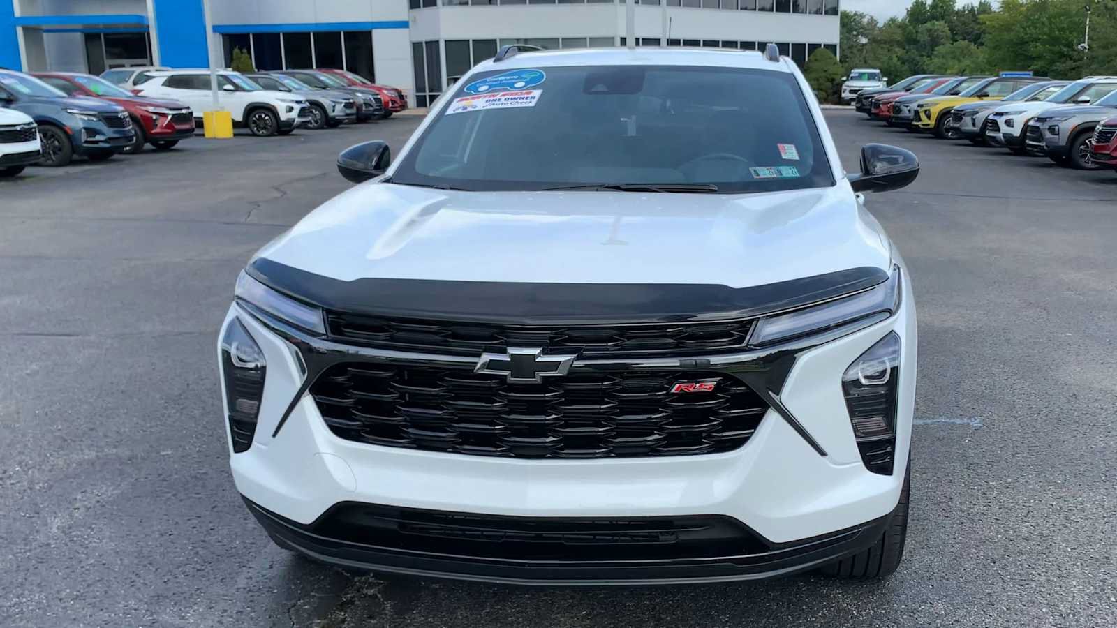 Certified 2024 Chevrolet Trax RS w/ Sunroof Package FWD image 3