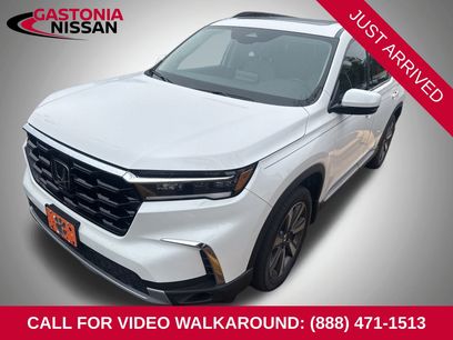 Used 2024 Honda Pilot Touring