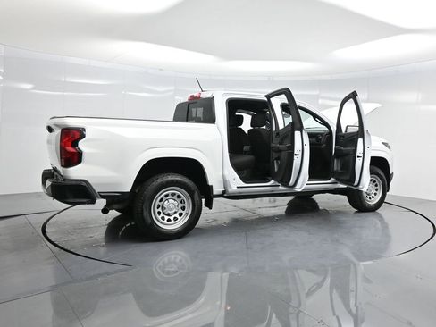 Used 2024 Chevrolet Colorado W/T w/ WT Convenience Package image 4