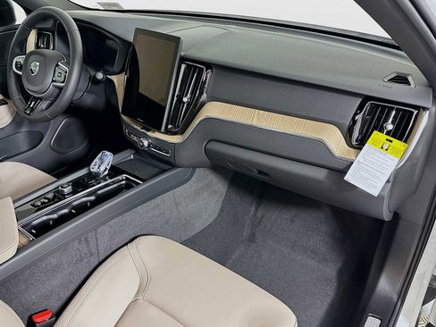 New 2026 Volvo XC60 B5 Plus w/ Climate Package PRO image 27