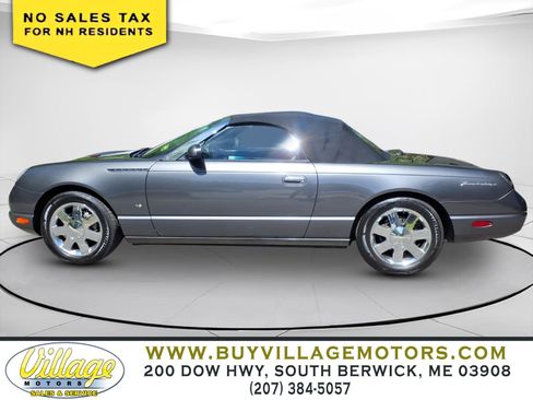Used 2003 Ford Thunderbird RWD image 6