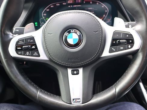 Used 2020 BMW X7 M50i w/ Dynamic Handling Package AWD/4WD image 49
