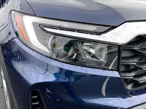 Used 2025 Honda Passport EX-L image 28