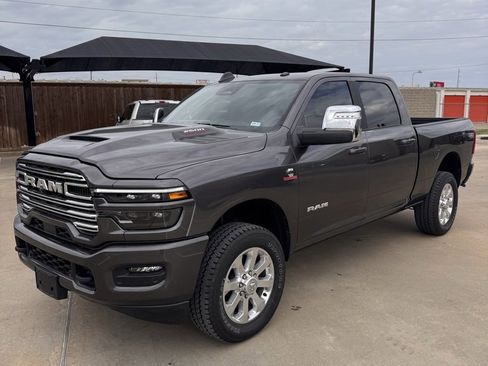 Used 2025 RAM 2500 Laramie w/ Sport Appearance Package image 3