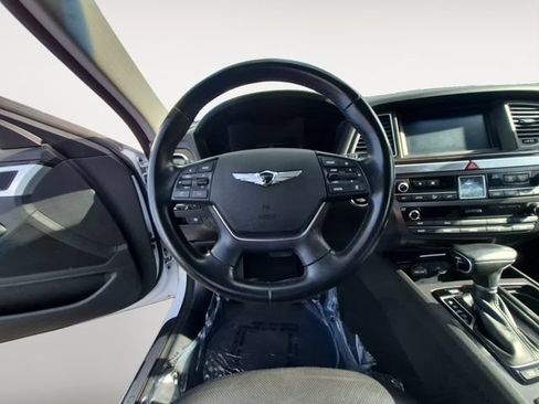 Used 2019 Genesis G80 3.8 RWD image 12