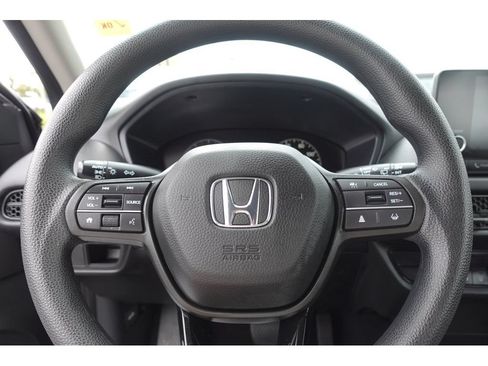 Used 2025 Honda HR-V LX image 13