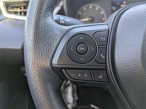 Used 2023 Toyota Corolla LE image 21