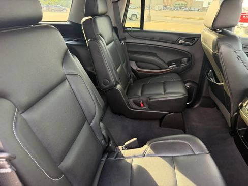 Used 2019 GMC Yukon SLT w/ Premium Edition AWD/4WD image 55