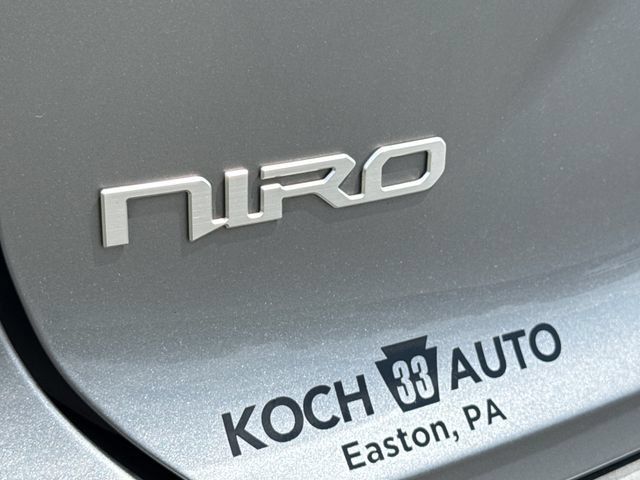 Used 2023 Kia Niro LX FWD image 25