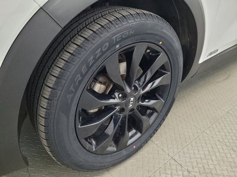 Used 2020 Kia Sorento S AWD/4WD image 31