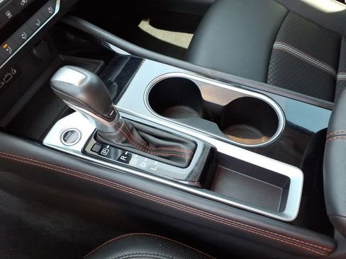 Used 2025 Nissan Altima 2.5 SR FWD image 17