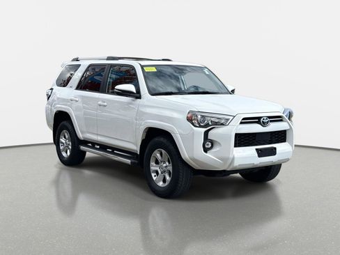 Used 2023 Toyota 4Runner SR5 Premium w/ Moonroof Package image 3