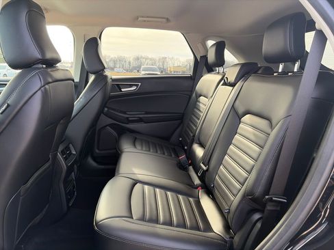 Used 2024 Ford Edge SEL w/ Convenience Package image 33