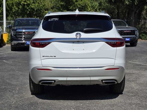 Certified 2020 Buick Enclave Essence FWD image 6