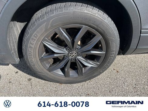 Used 2023 Volkswagen Tiguan SE FWD image 13