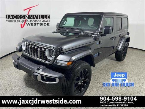 Certified 2025 Jeep Wrangler Unlimited Sahara w/ Safety Group AWD/4WD image 1
