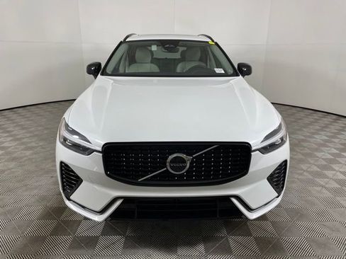 Certified 2024 Volvo XC60 T8 Plus w/ Protection Package Premier AWD/4WD image 4