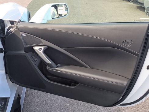 Used 2017 Chevrolet Corvette Z06 image 25